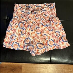 Vineyard Vines Frangipani Floral Smocked Shorts